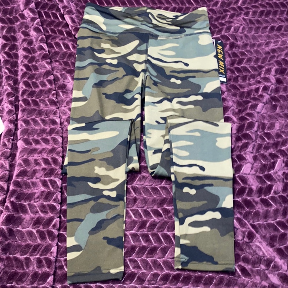Green and Black Camo Leggings